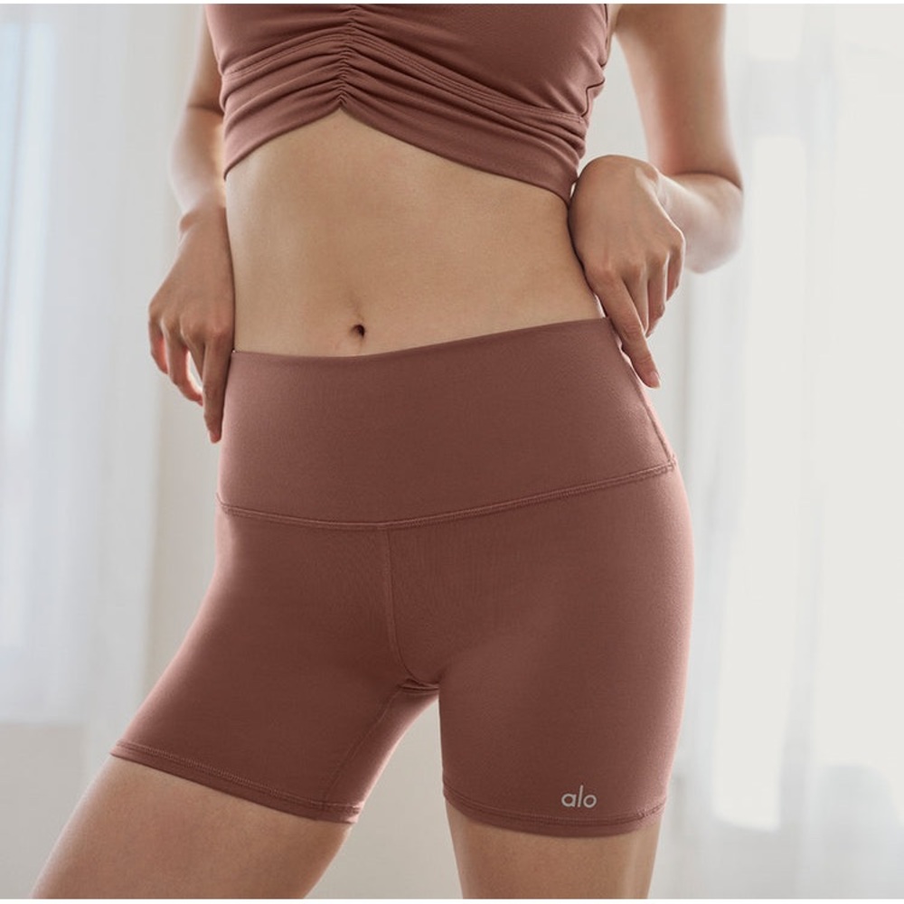 ALO 5" Airbrush High-Waist Biker Short